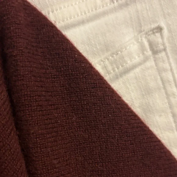 Burgundy Cashmere V-Neck Sweater - Picture 3 of 3